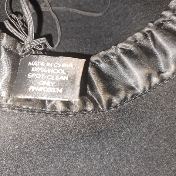 Beautiful Wool special occasion hat - Picture 7 of 7